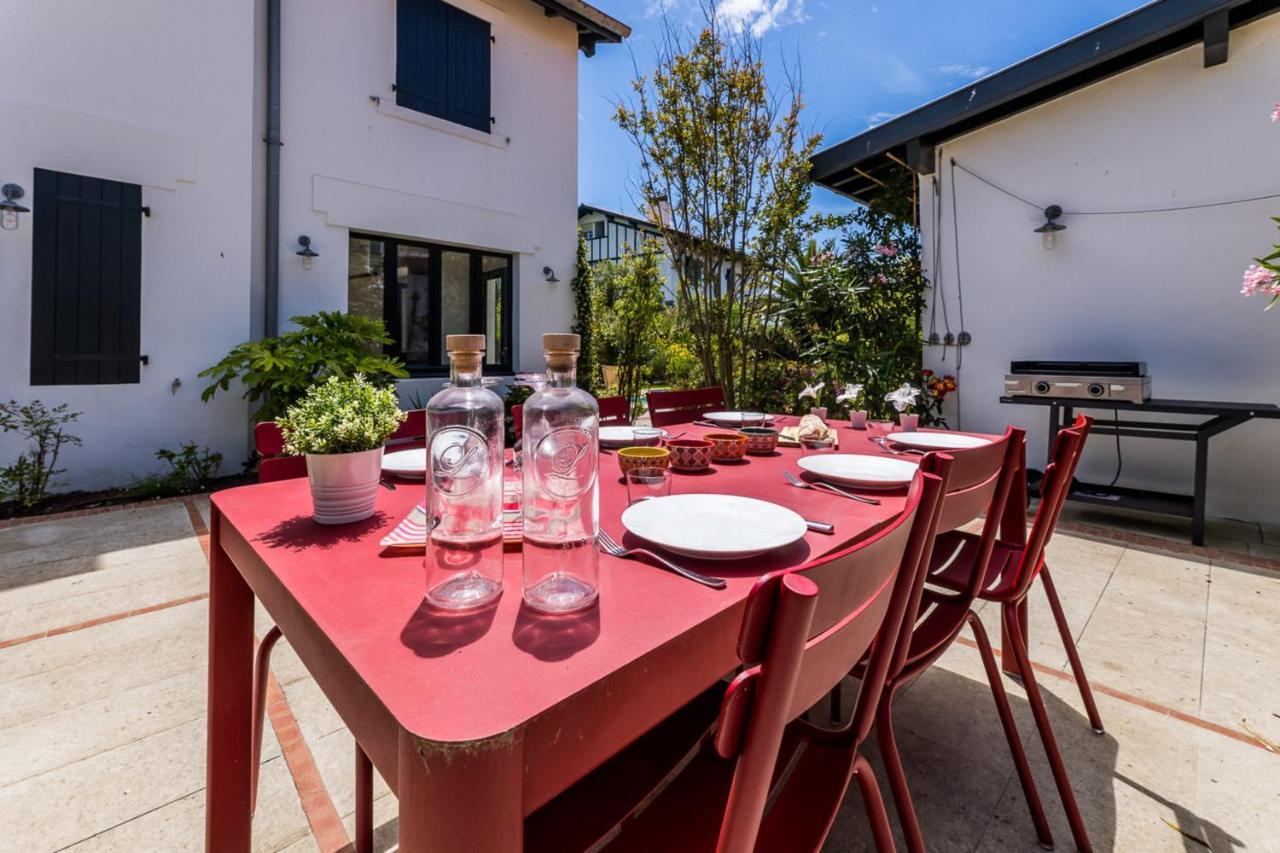 Leonie Keyweek Close To The Lighthouse And Biarritz's Golf Course